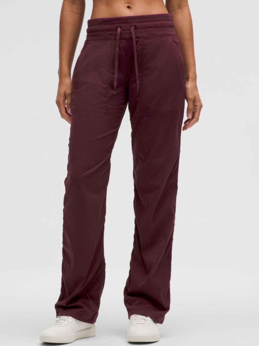 Lululemon Dance Studio Mid-Rise
Pant *Regular Garnet
